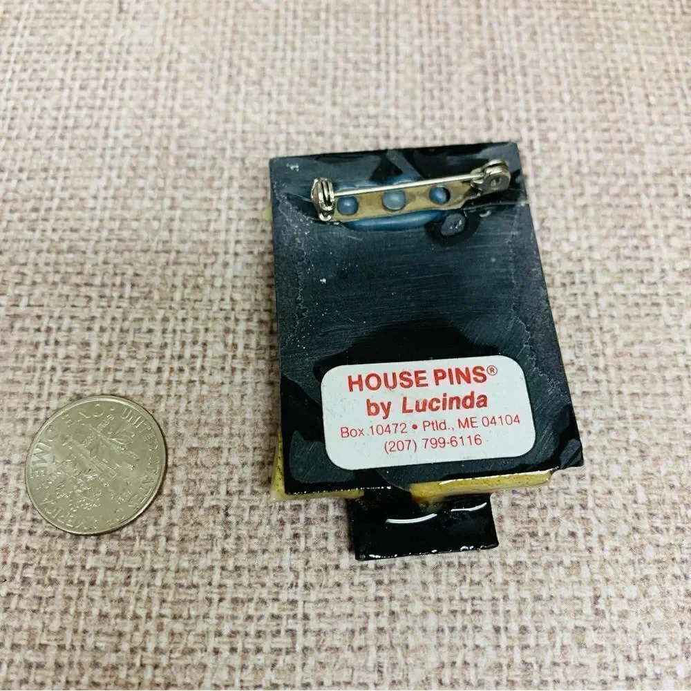House Pins By Lucinda House Star‎